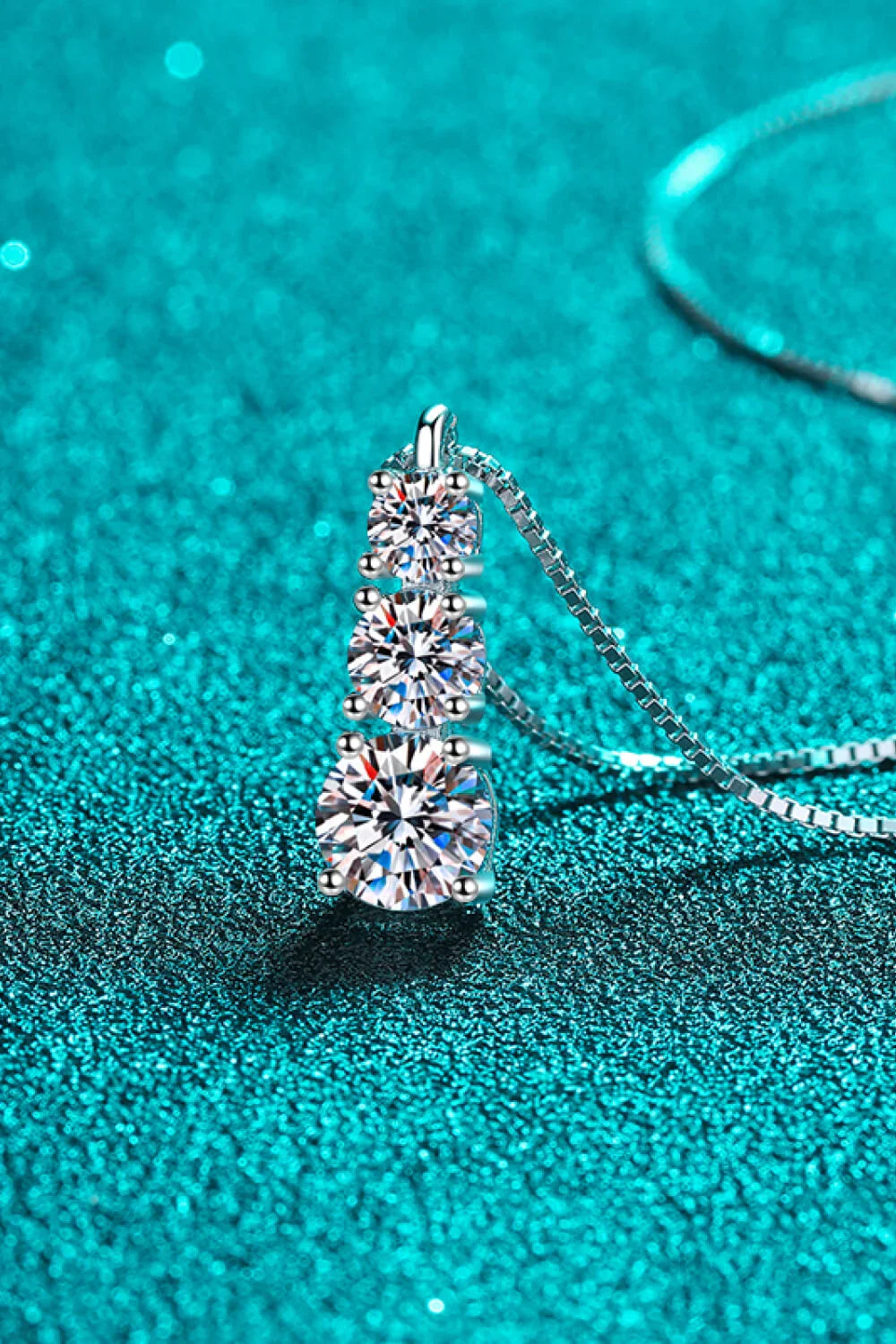 Moissanite Triple-Pendant Necklace - Three-Stone Sparkle Velanci