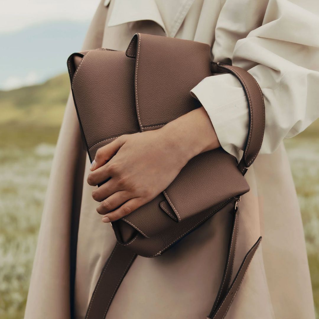 Sovereign Aura Leather Handbag by Velanci