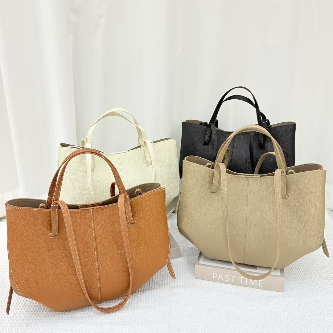 Velanci Noir Éminence Luxury Handbag