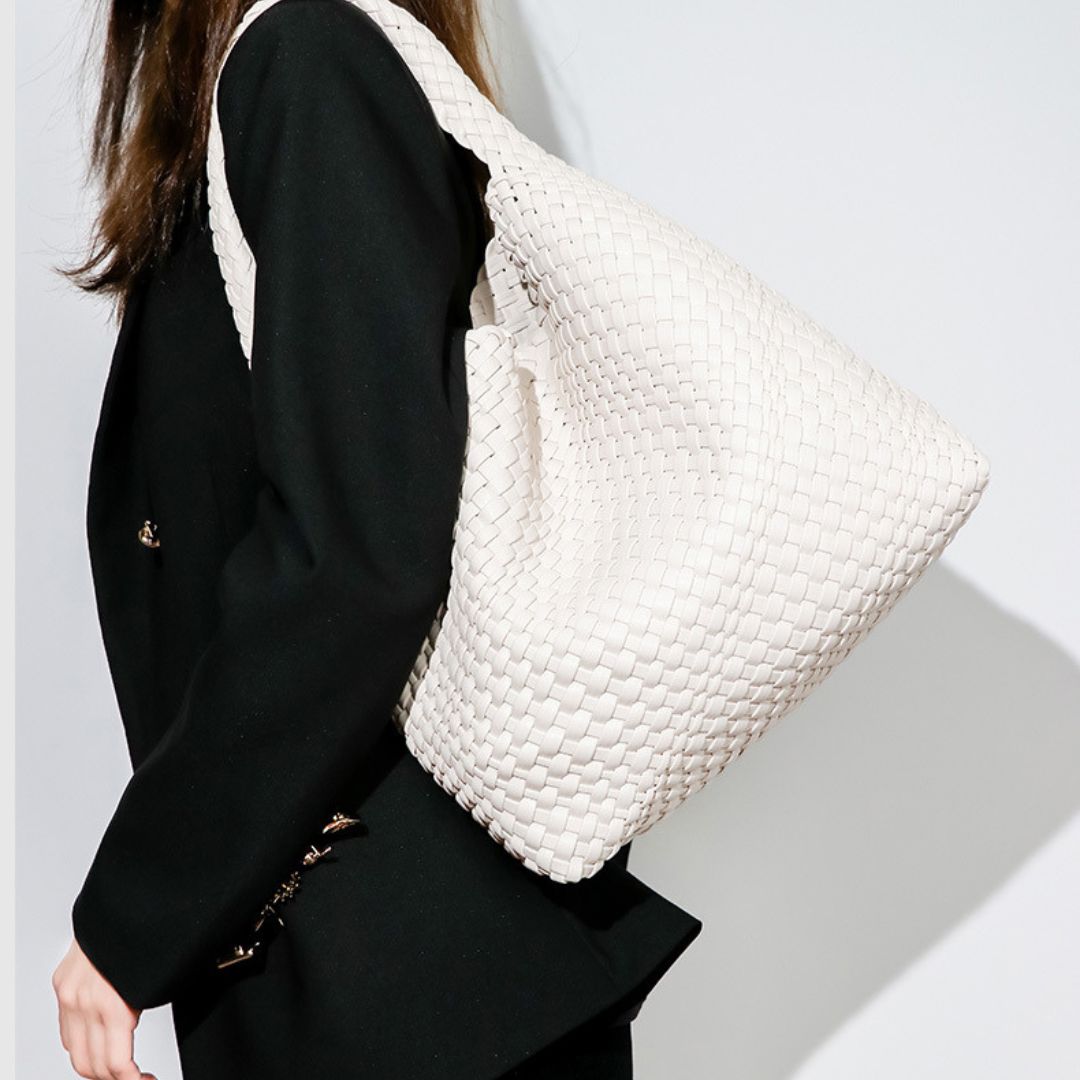 Bijou Enchanté Leather Handbag