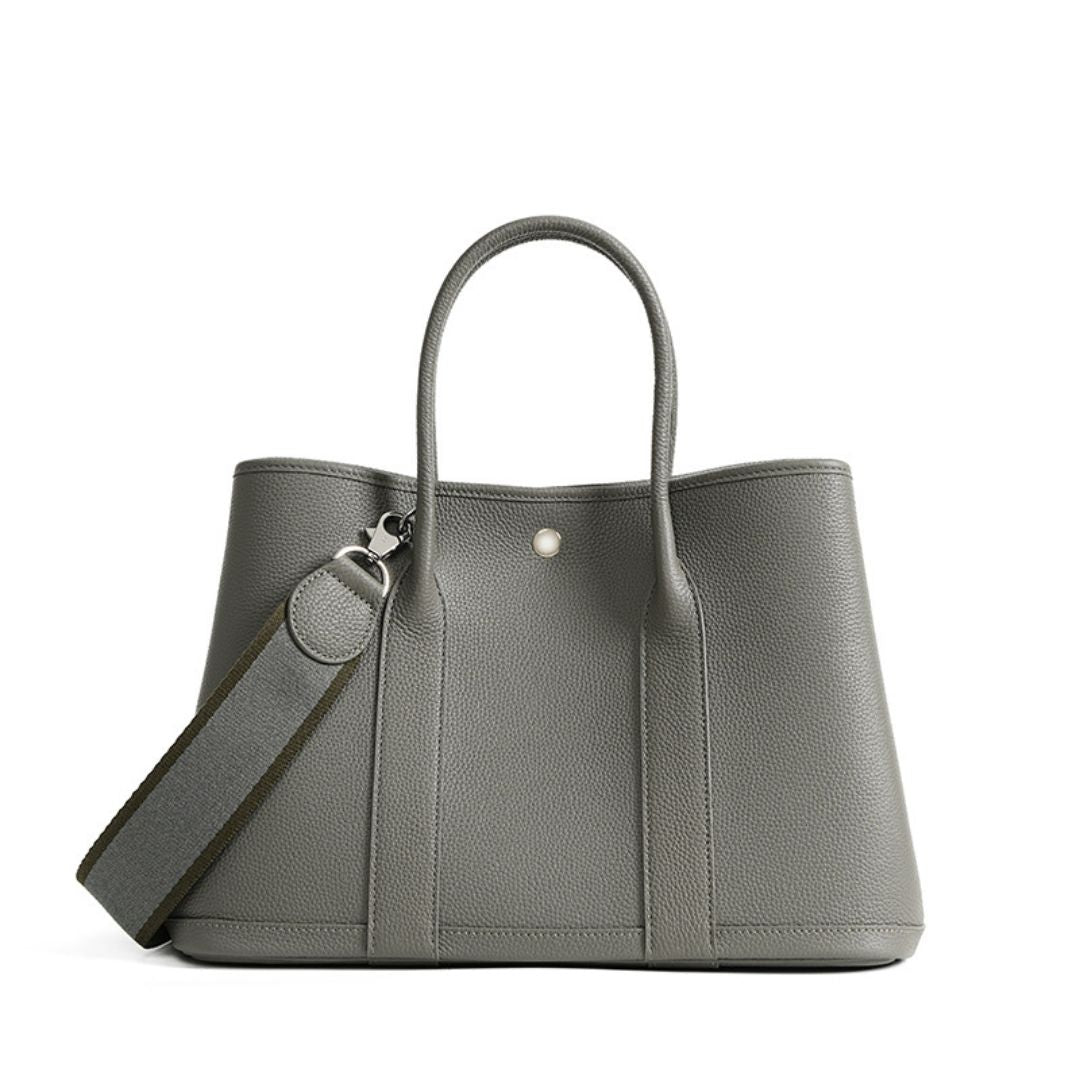 Royaume Secret Handbag: Elegance Redefined