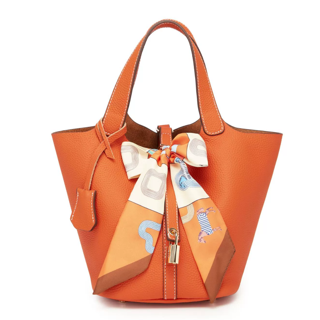 Dawn Thicket Leather Handbag: A Symphony of Elegance