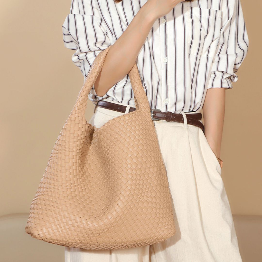 Bijou Enchanté Leather Handbag