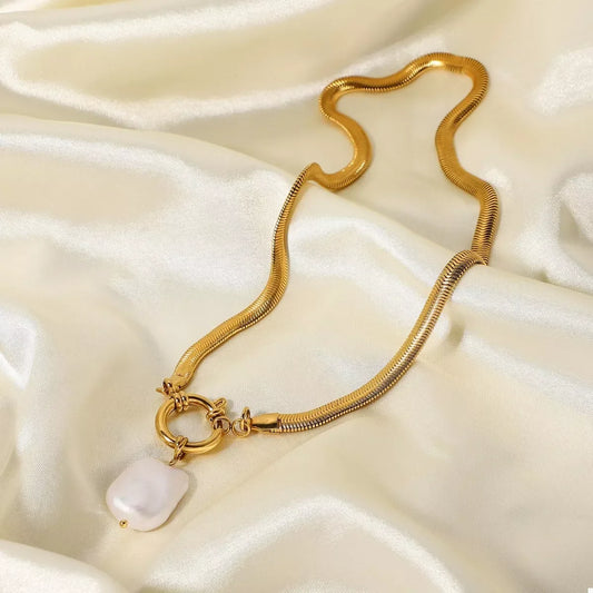 Gold-Plated Freshwater Pearl Pendant Necklace - Elegant Velanci