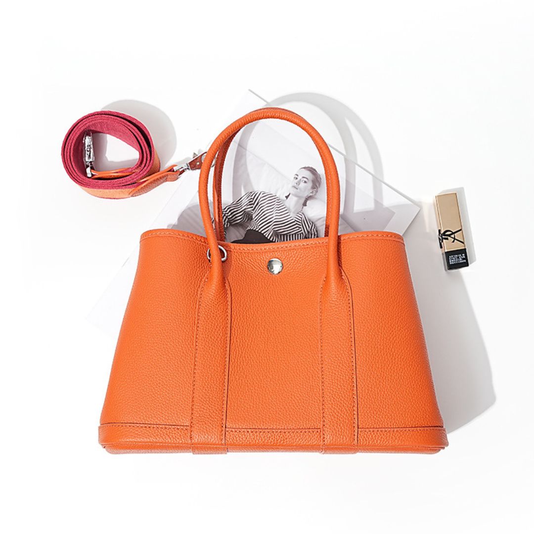 Royaume Secret Handbag: Elegance Redefined