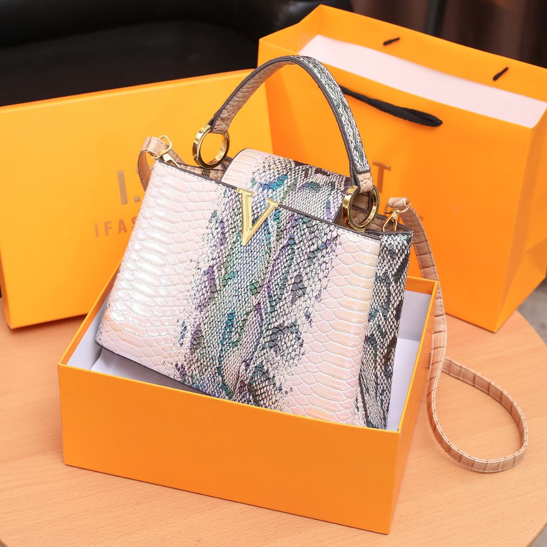 Velanci Sublime Aura Leather Handbag