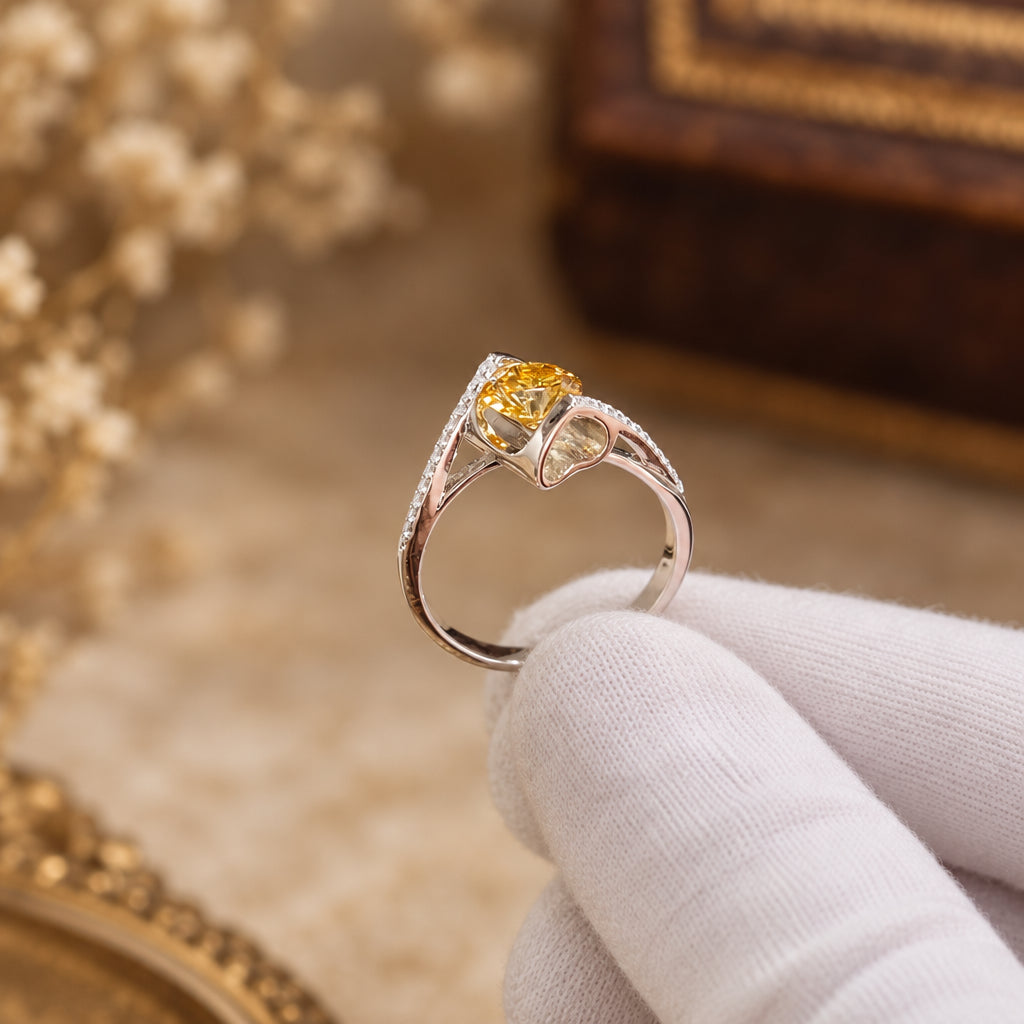 1 Carat Moissanite Silver Ring Giovanna - Brilliant Sparkle Women's Ring Velanci