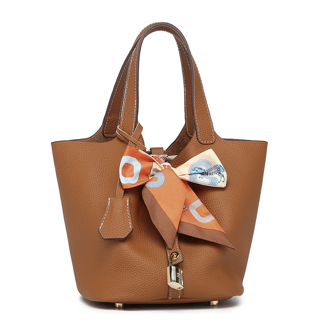 Dawn Thicket Leather Handbag: A Symphony of Elegance