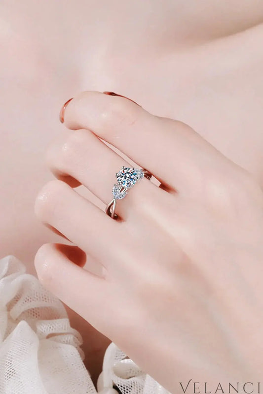 Moissanite Ring Giulia - 1 Carat Coastal Shine Daily Women's Ring Velanci