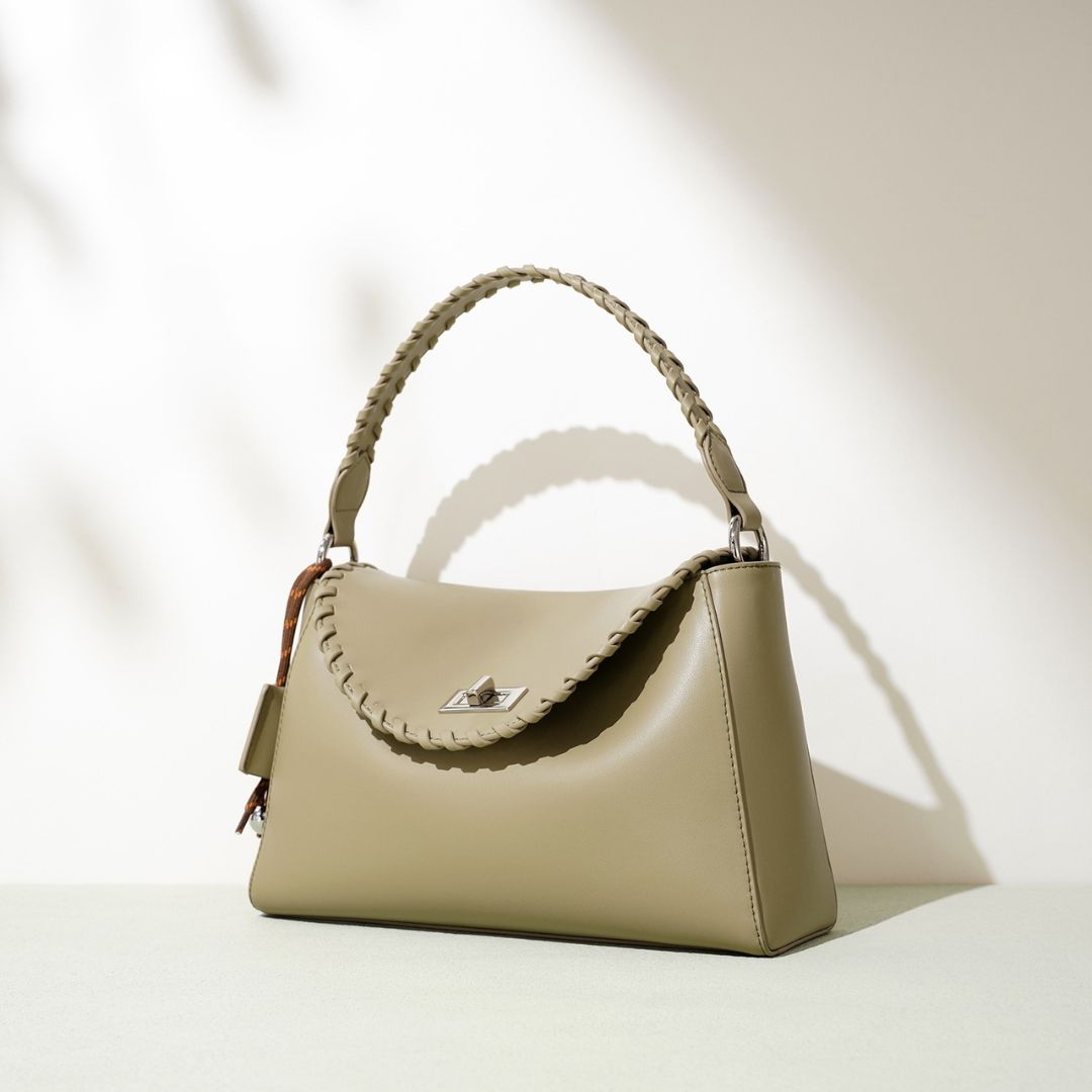Velanci Hampton Whisper Handbag: Elegance Redefined