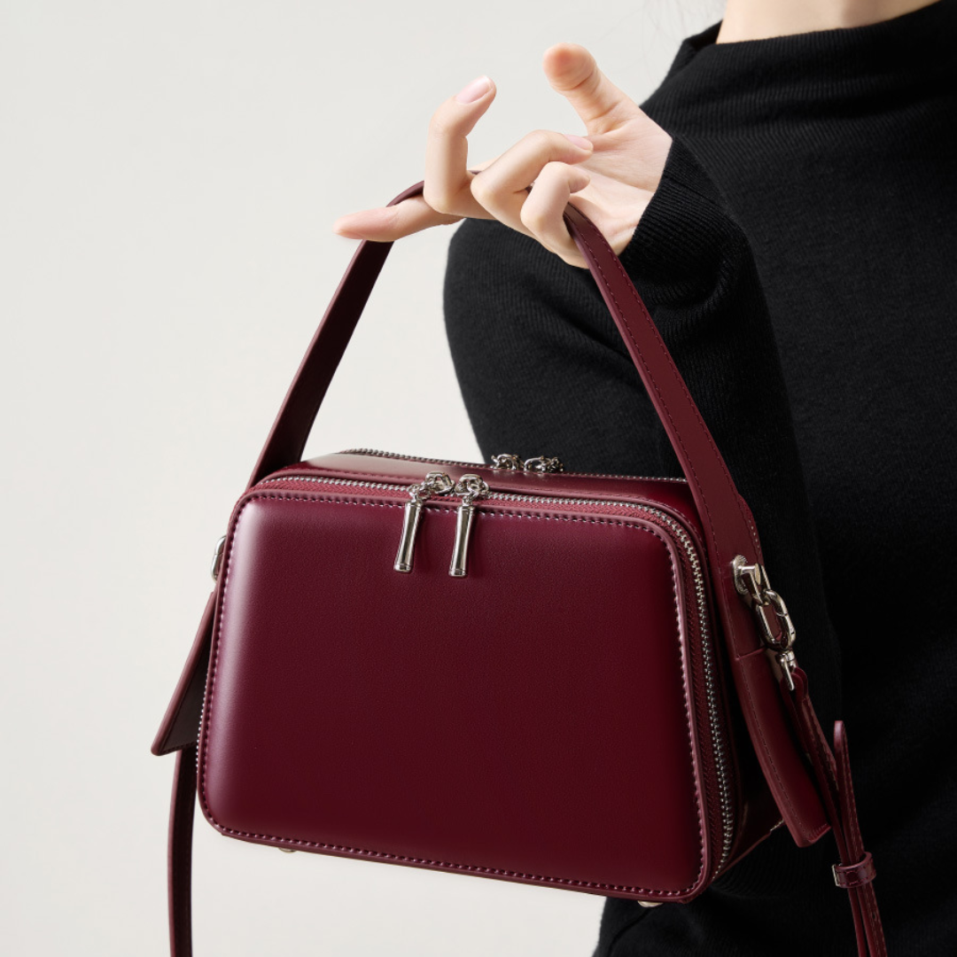Velanci Leandra Leather Handbag: Effortless Elegance Redefined