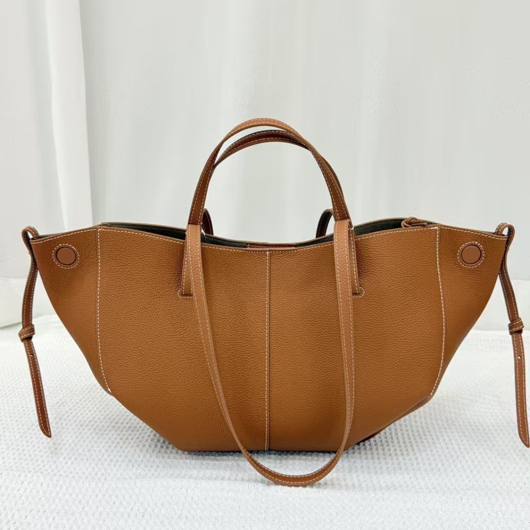 Velanci Noir Éminence Luxury Handbag