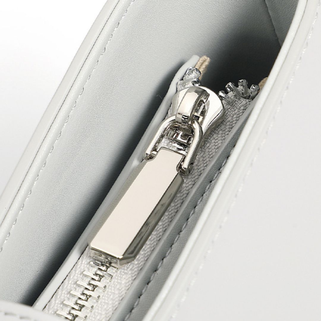 Velanci Amour Handbag: Elegance Redefined