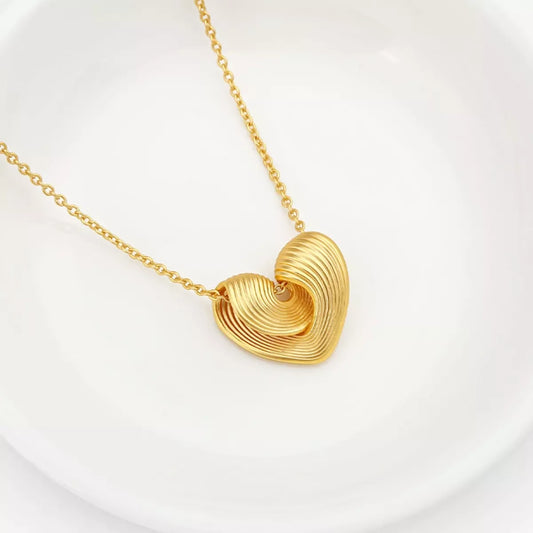 Heart Pendant Necklace - 18K Gold-Plated Adjustable Velanci