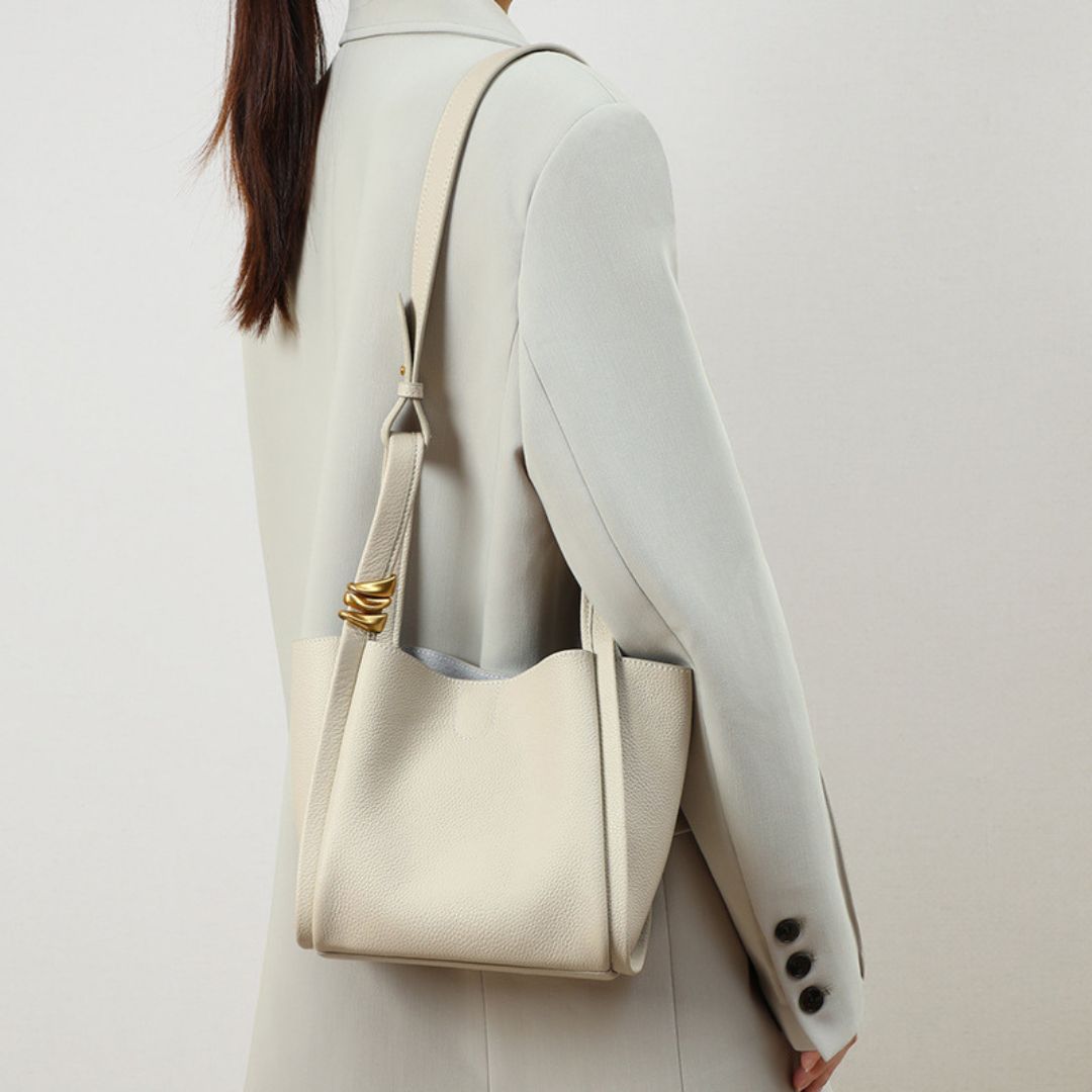 Héritage de Grâce Luxurious Leather Handbag