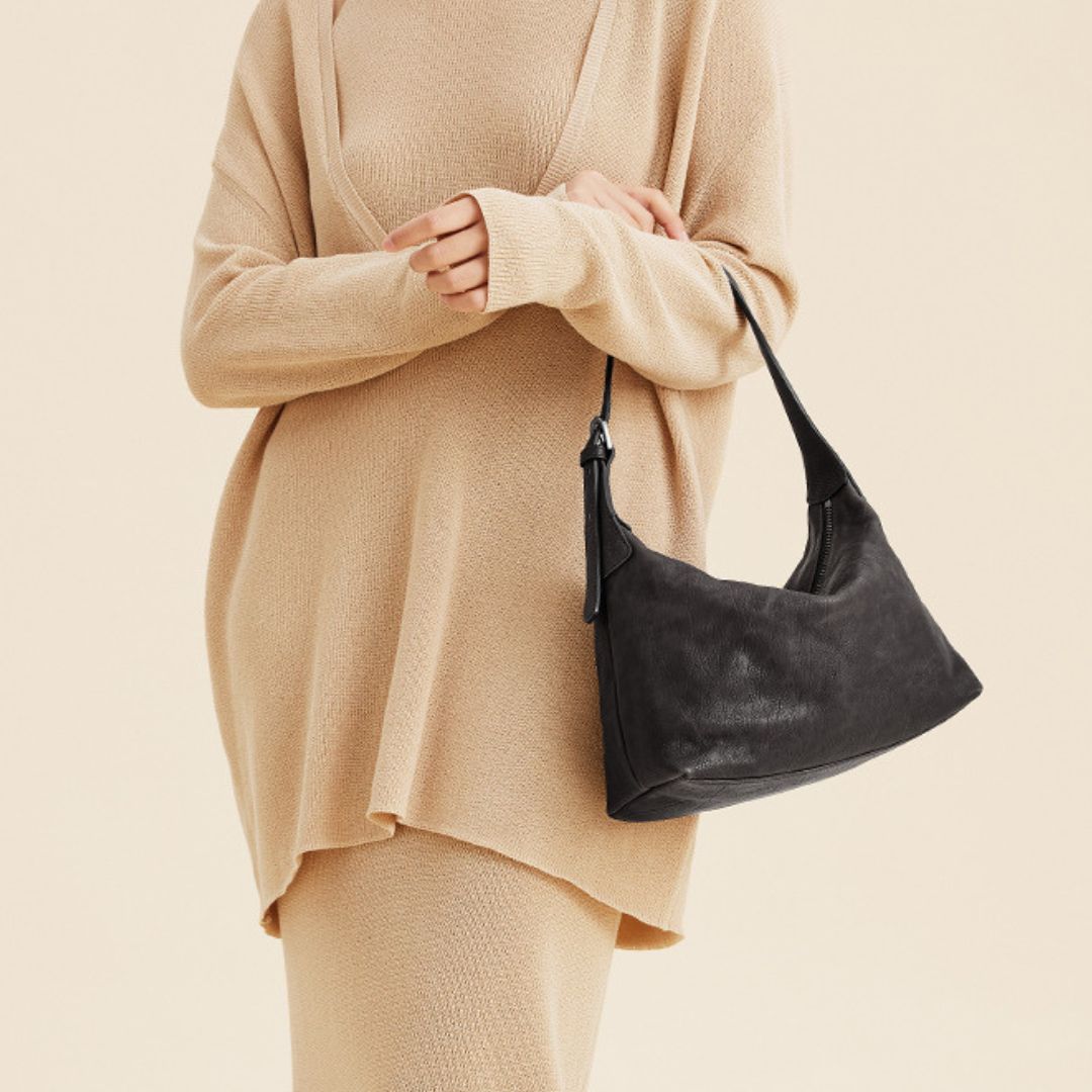 Langley Dream Handbag: A Touch of Refined Elegance in Genuine Leather