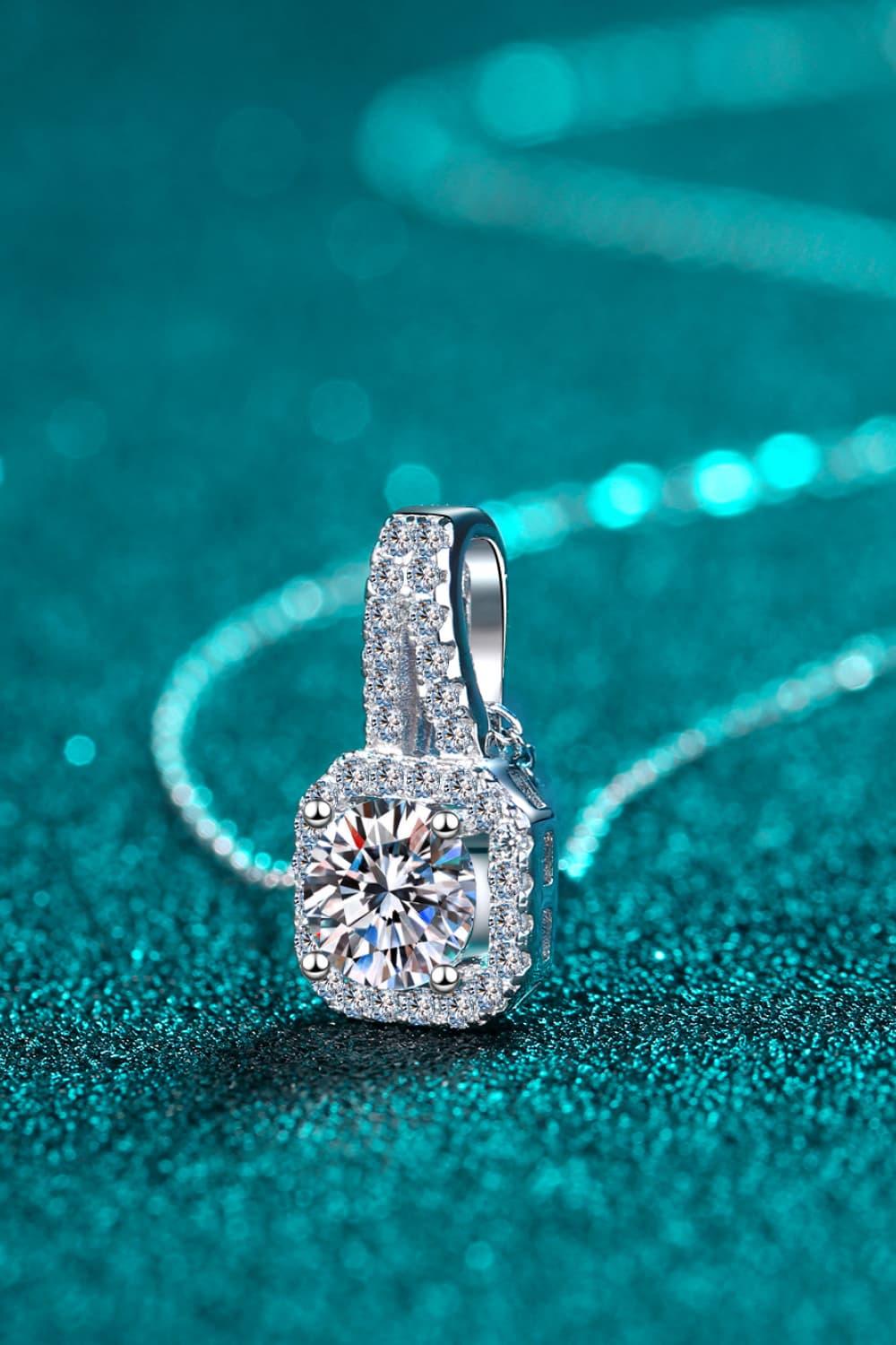 Moissanite Sterling Silver Necklace - Lightweight 0.5 Ct Velanci