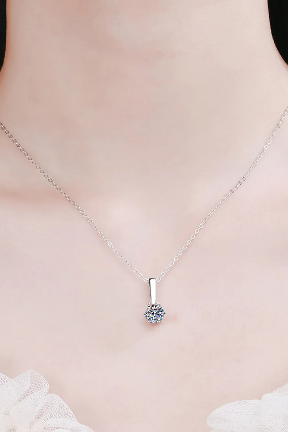 Minimalist 1 Carat Moissanite Necklace - Sterling Silver Velanci