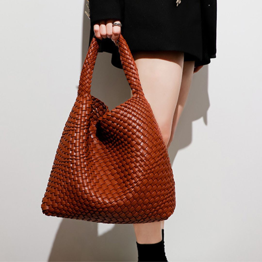 Bijou Enchanté Leather Handbag