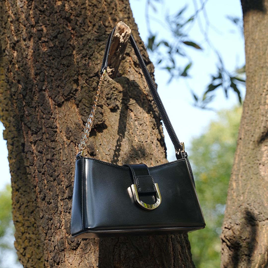Velanci Amour Handbag: Elegance Redefined