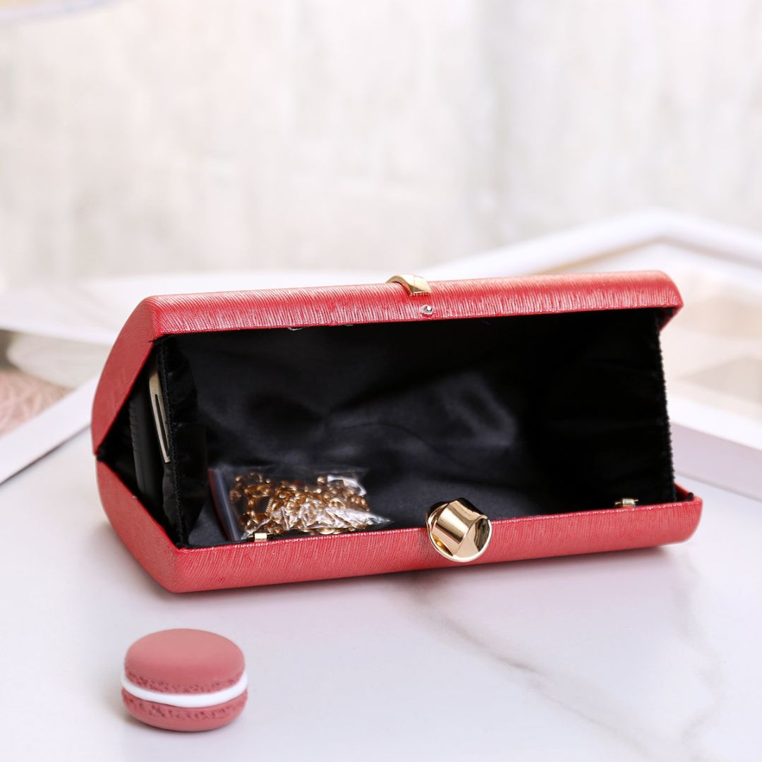 Velanci Majesté Intemporelle Handbag: A Masterpiece of Timeless Elegance