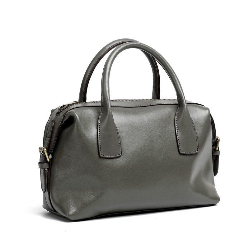 Luxurious Pebbled Leather Convertible Satchel with Elegant Top Handles