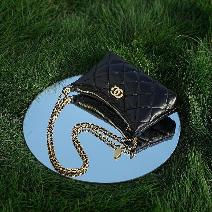 Noir Sheepskin Quilted Chain Shoulder Bag