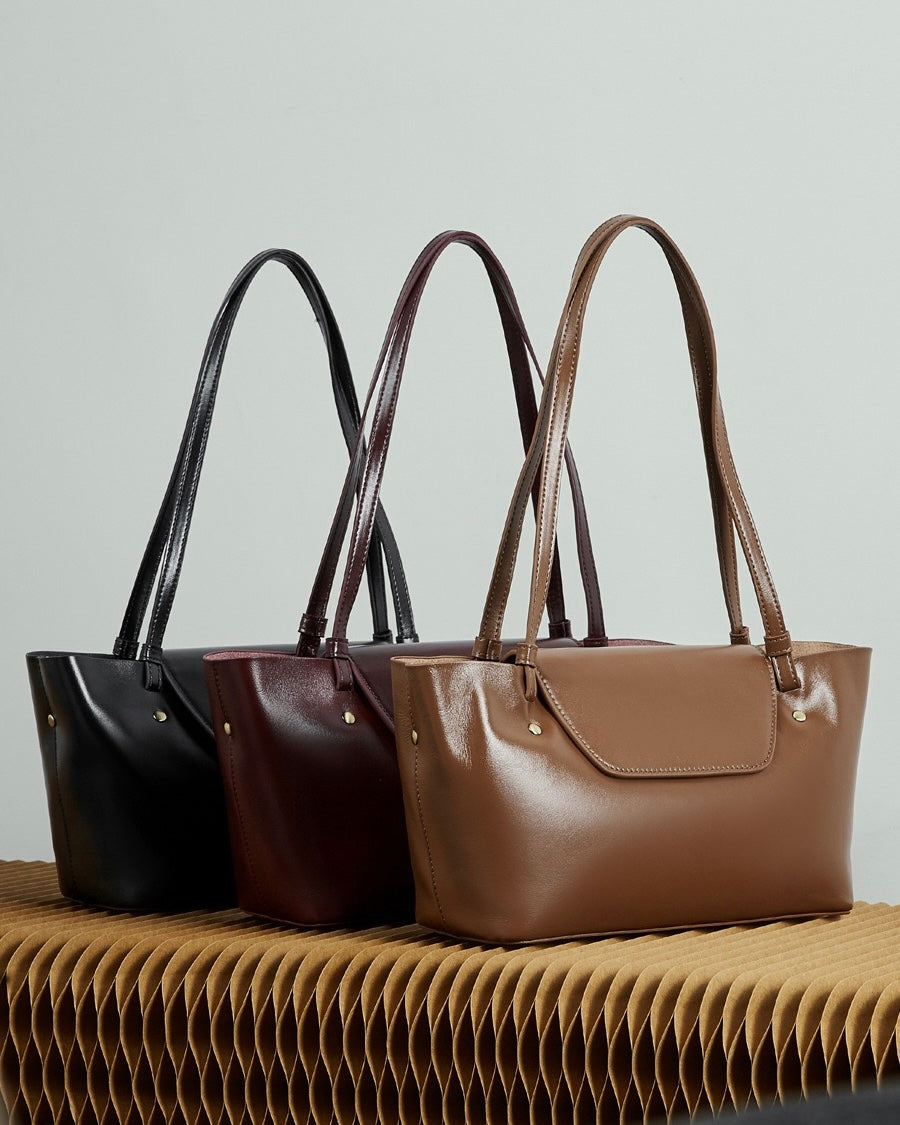 Elegant Genuine Leather Flap Tote with Versatile Straps