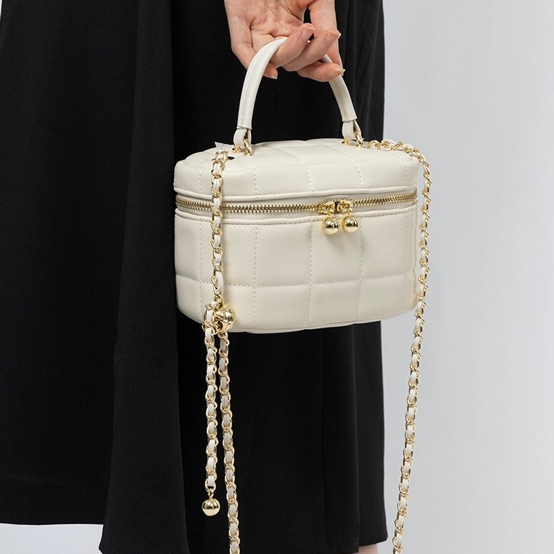 Elegant Genuine Leather Textured Chain Shoulder Bag