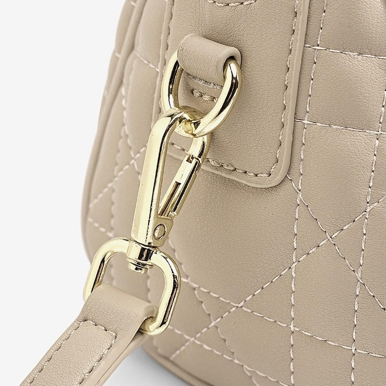 Quilted Genuine Leather Boston Clutch Bag for Elevating Elegance