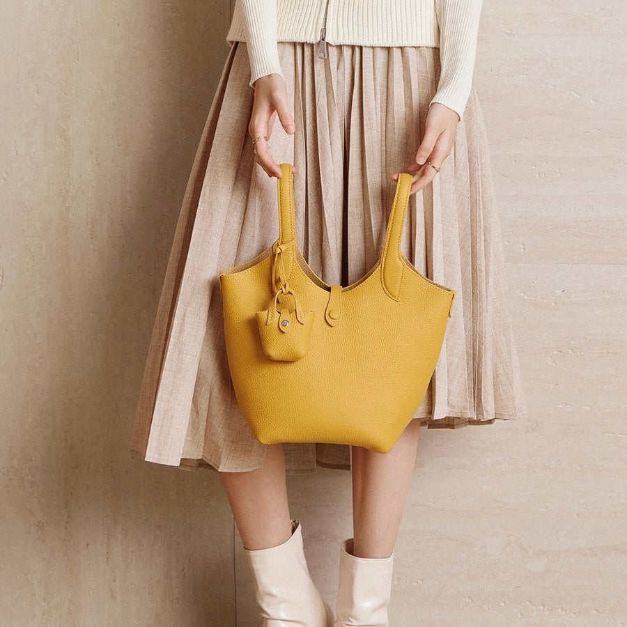 Elegant Pebbled Leather Bucket Bag with Mini Pouch