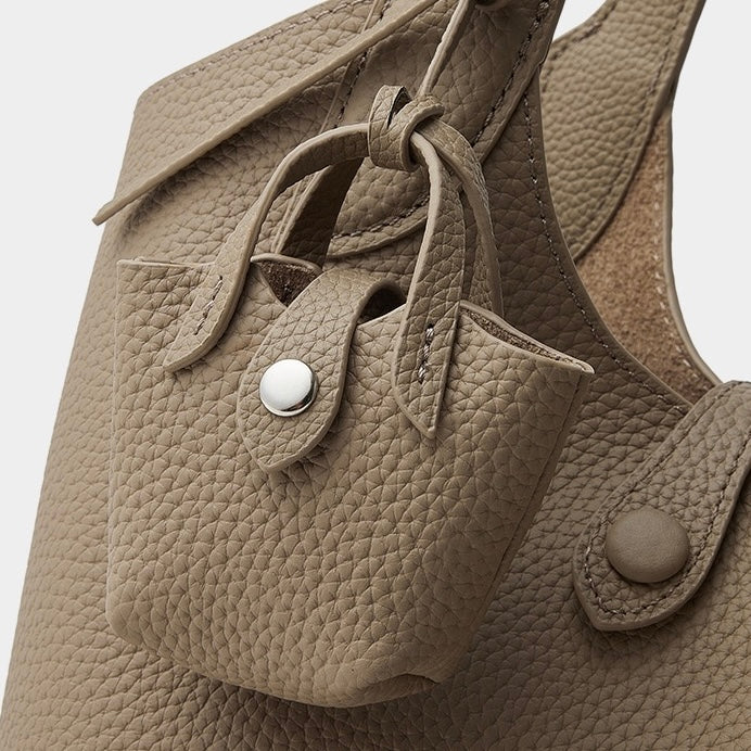 Elegant Pebbled Leather Bucket Bag with Mini Pouch