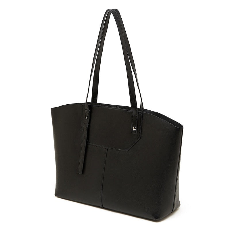 Minimalist Luxe Leather Tote Bag for Effortless Elegance