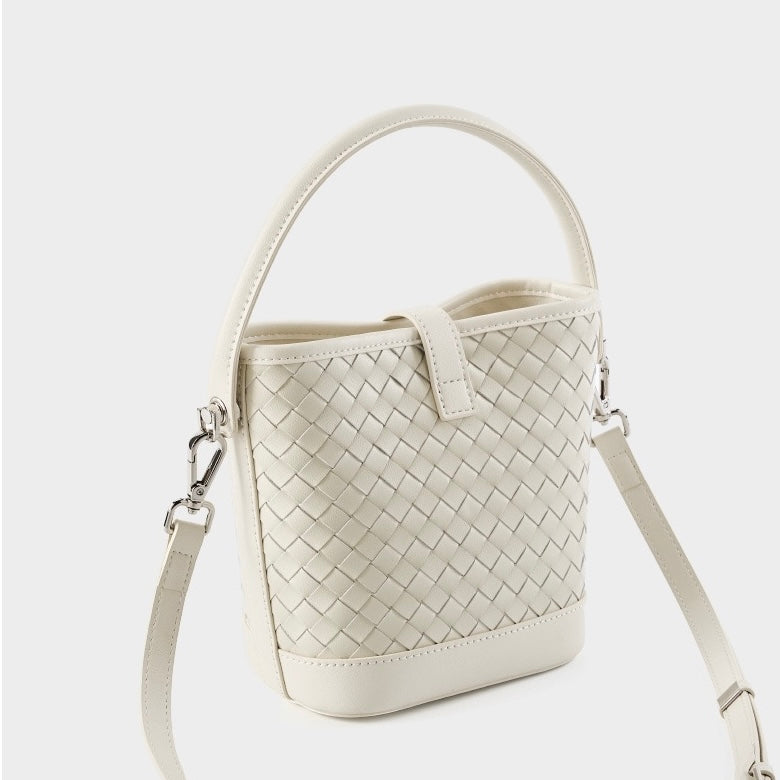 Genuine Sheepskin Woven Bucket Bag - Timeless Elegance for Everyday Chic