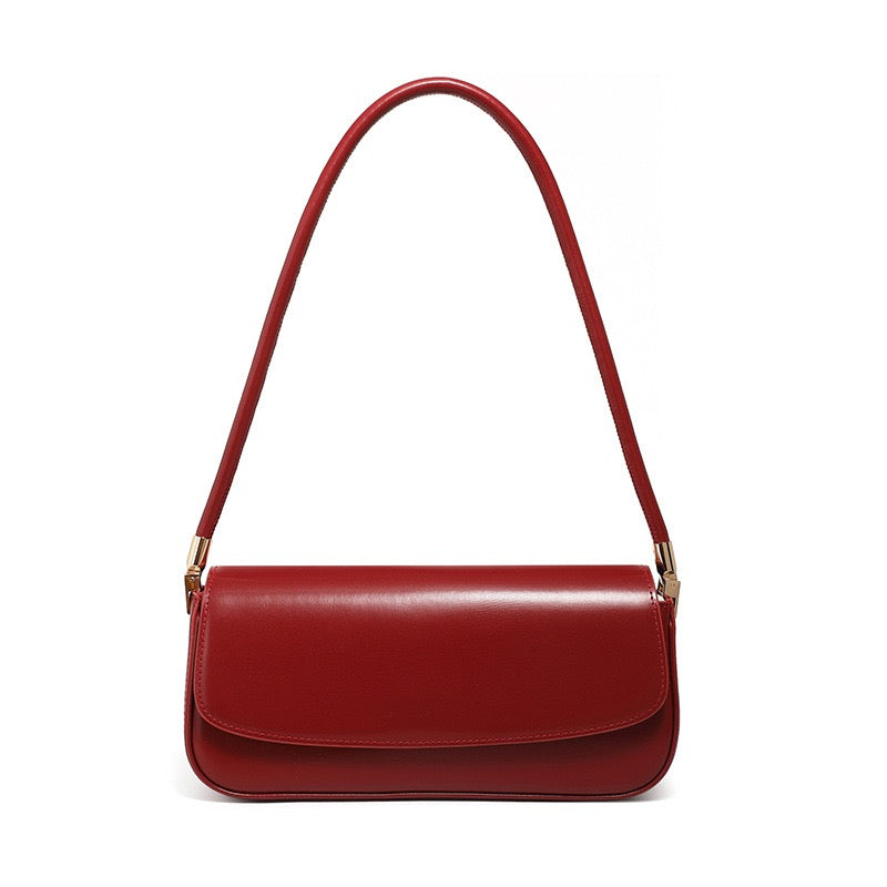 Elevate Your Everyday: Women’s Luxury Leather Minimalist Saddle Tote 2025
