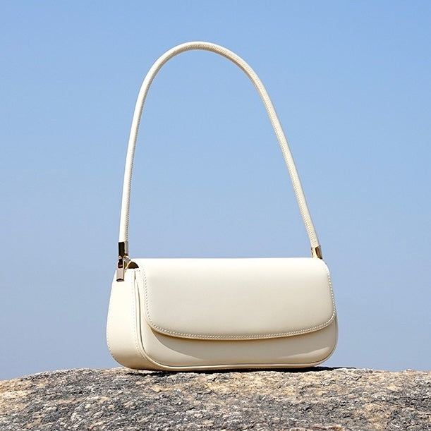 Elevate Your Everyday: Women’s Luxury Leather Minimalist Saddle Tote 2025