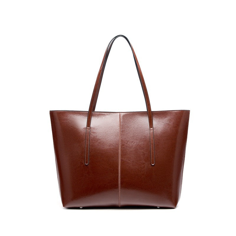 Genuine Leather Large Tote Shoulder Bag – Elegance for Everyday Commuting