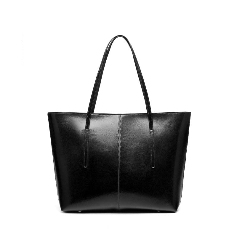 Genuine Leather Large Tote Shoulder Bag – Elegance for Everyday Commuting