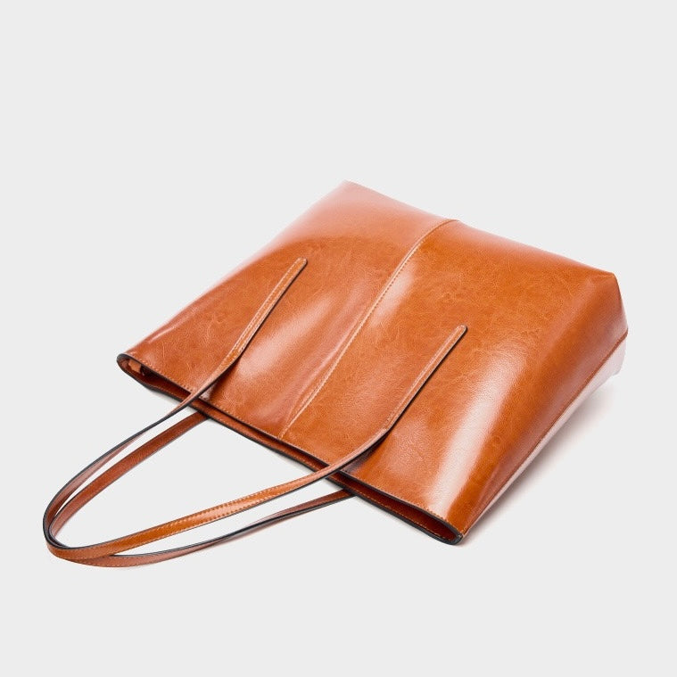 Genuine Leather Large Tote Shoulder Bag – Elegance for Everyday Commuting