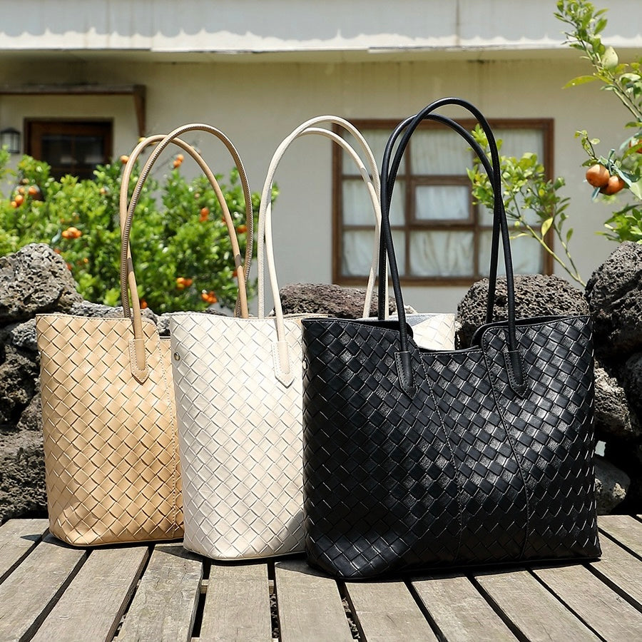 Elegant Woven Cowhide Tote Bag for Ultimate Sophistication