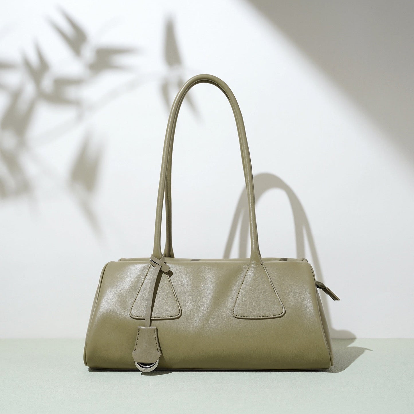 Pillow Shoulder Baguette Bag in Genuine Leather - French Elegance