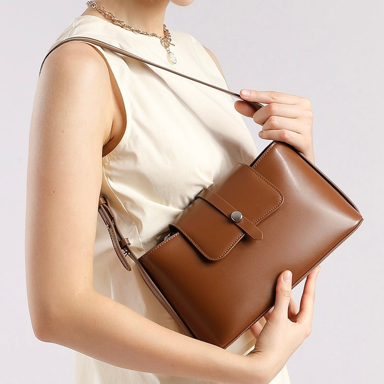 Elegance Redefined: Versatile Leather Handheld & Shoulder Bag