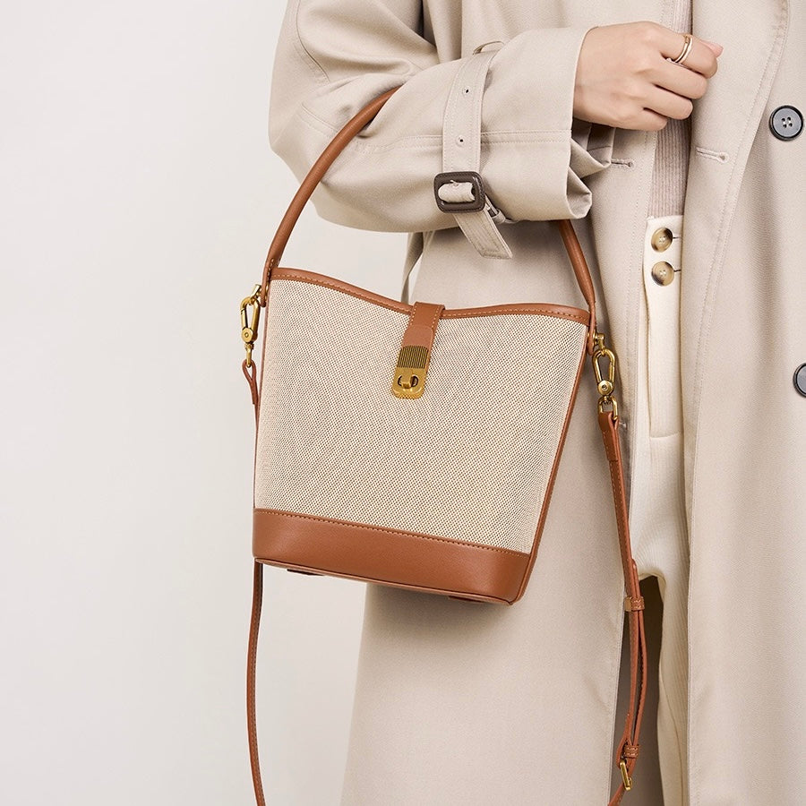 Niche Commuter Color Block Woven Shoulder Bag in Elegant Brown