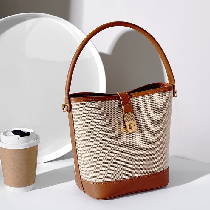 Niche Commuter Color Block Woven Shoulder Bag in Elegant Brown