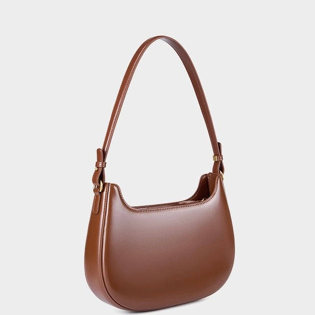 Vintage Leather Saddle Crossbody Bag for the Elegant Woman