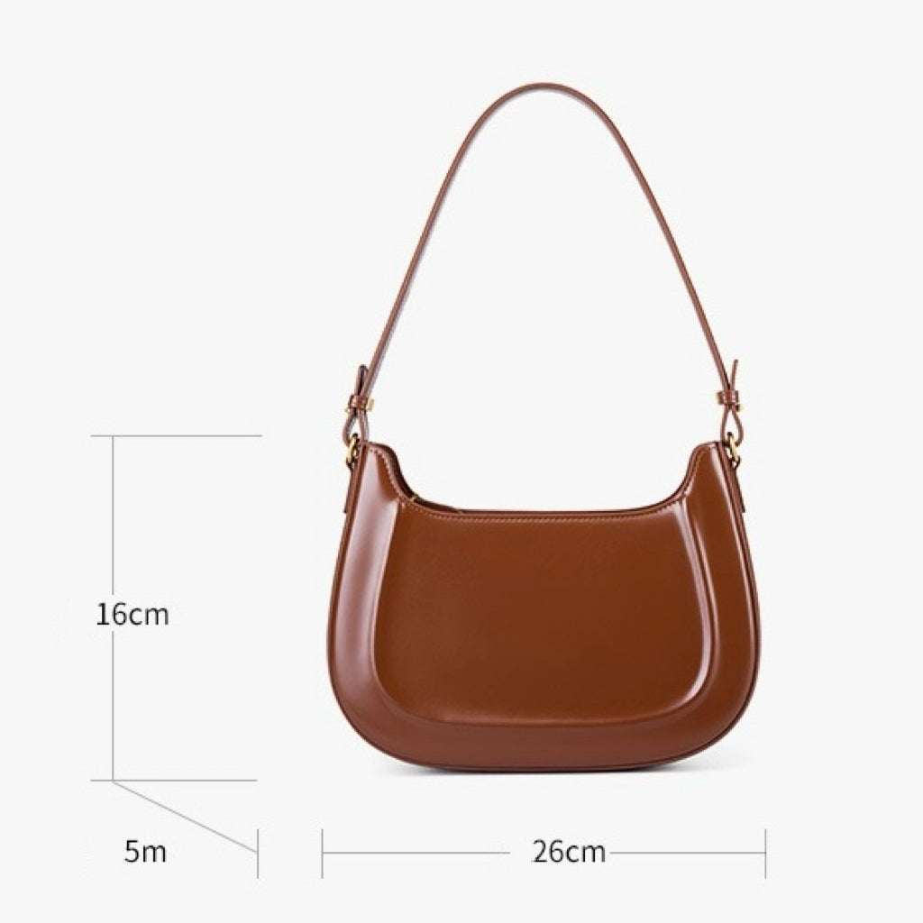 Vintage Leather Saddle Crossbody Bag for the Elegant Woman