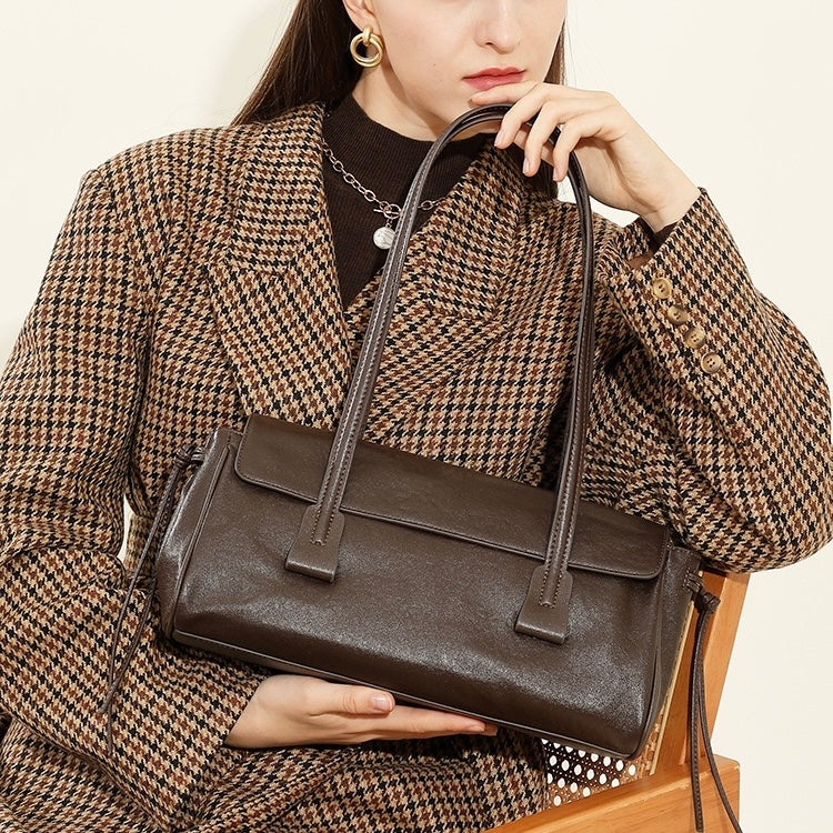 Vintage Genuine Leather Underarm Baguette Bag - Timeless Elegance