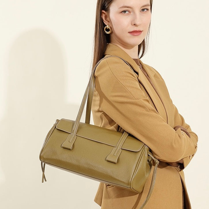 Vintage Genuine Leather Underarm Baguette Bag - Timeless Elegance