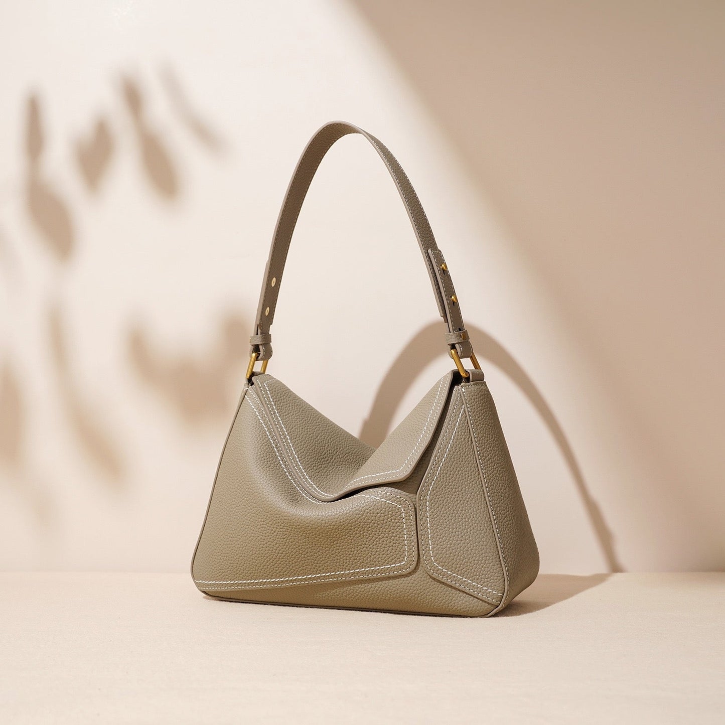 Exquisite Genuine Leather Geometric Crossbody Bag for the Modern Woman