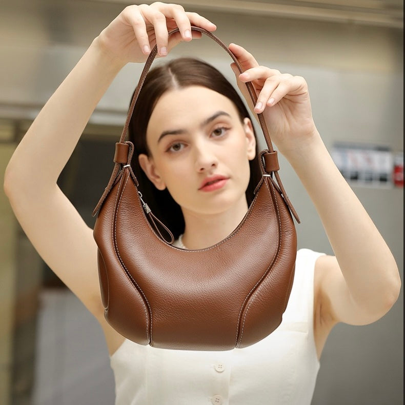 Niche Crescent Vintage Leather Shoulder Crossbody Bag